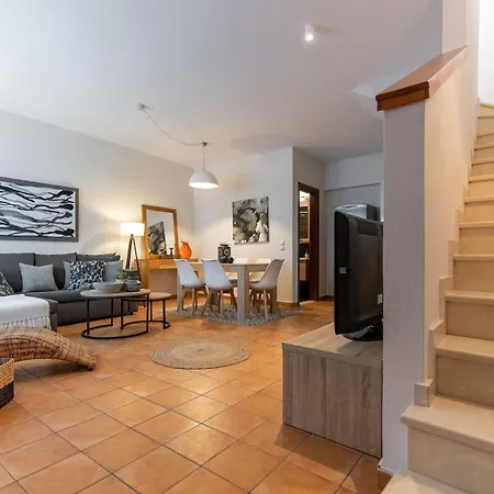 Villa Kallisto With Private Pool And Stunning Sea Views *